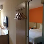 7 Days Inn Beijing Liangxiang Changyang Roundabout Branch